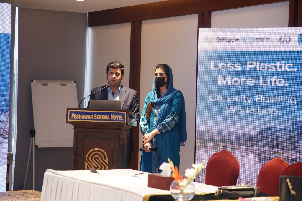 Mubashir Waheed and Iman Khan continue to demonstrate the power of youth-led climate innovation. Photo: UNDP Pakistan